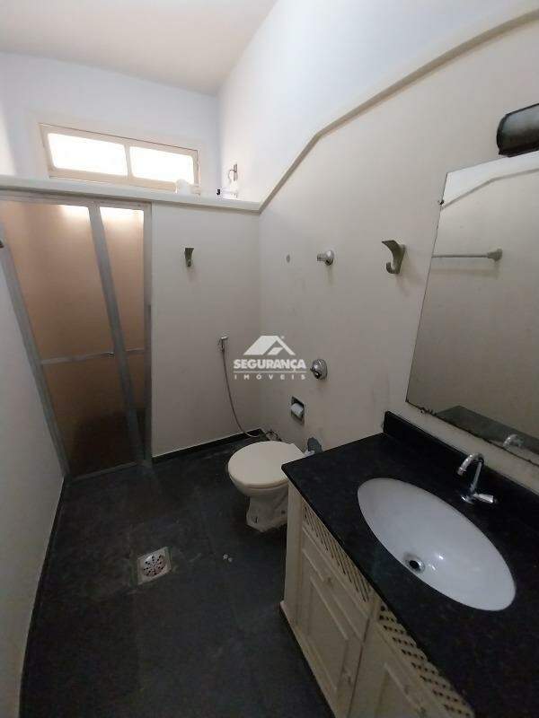Casa comercial para aluguel no Centro: BANHEIRO SUÍTE (2)