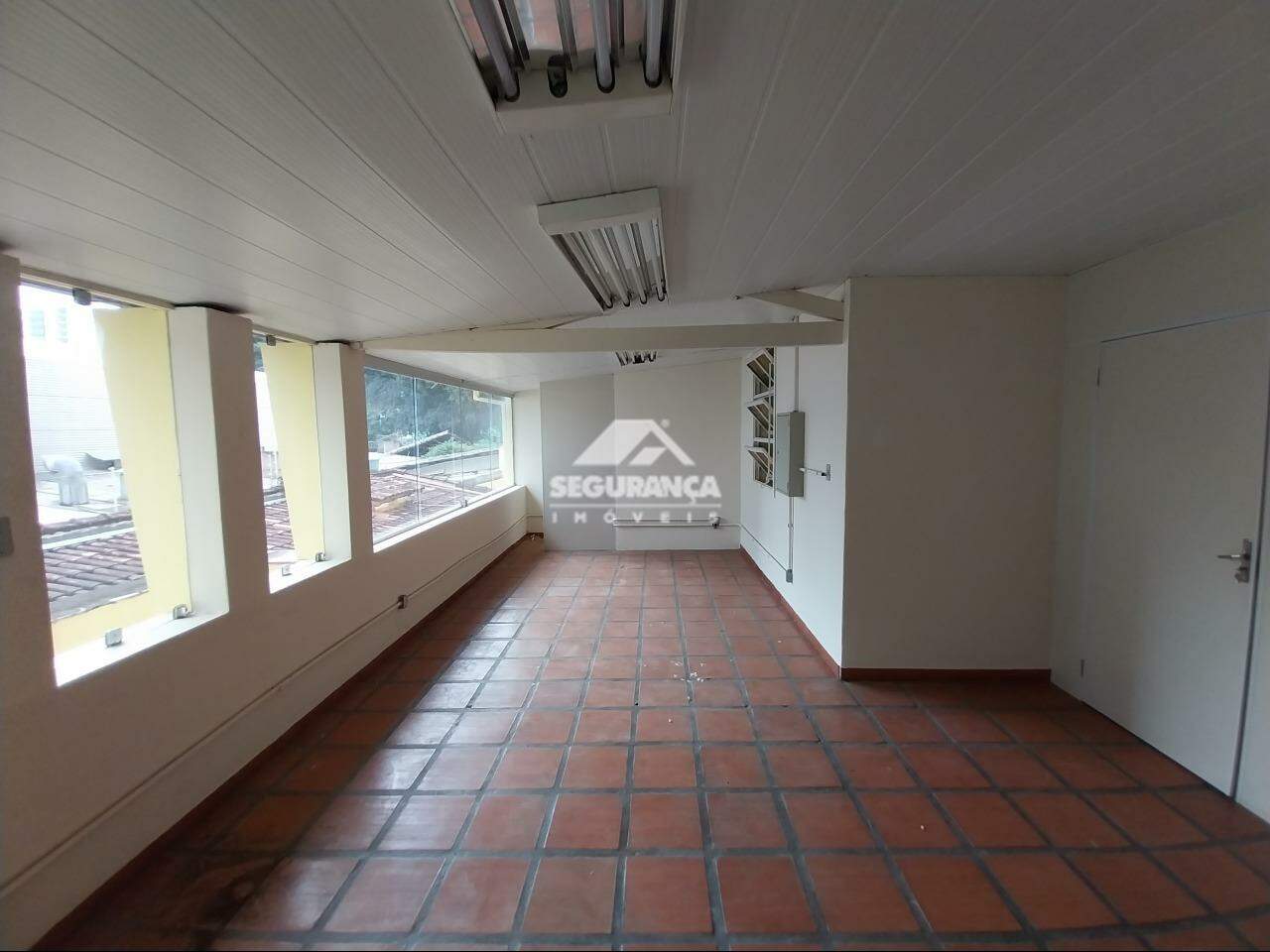 Casa comercial para aluguel no Centro: QUARTO (6)