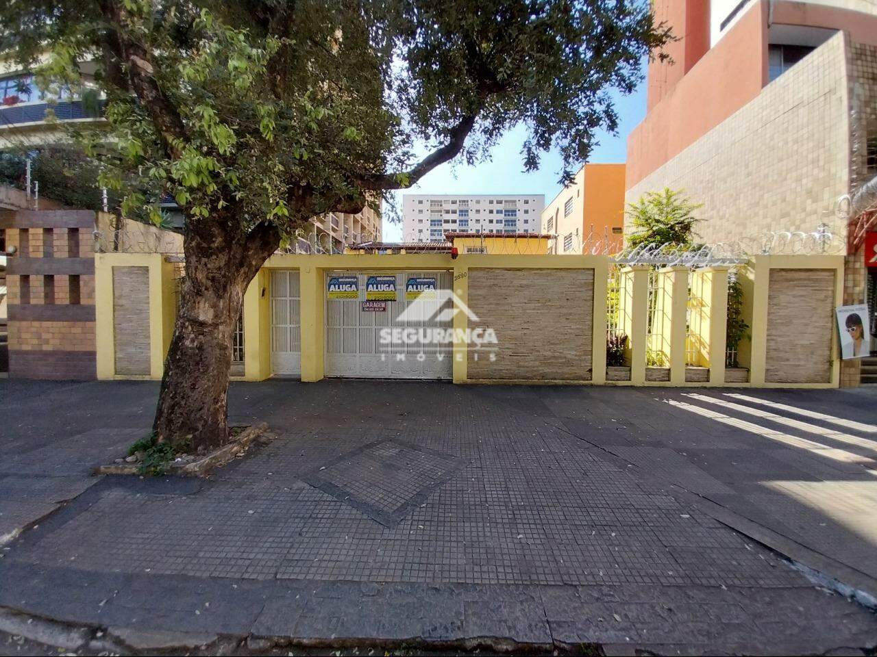 Casa comercial para aluguel no Centro: FACHADA