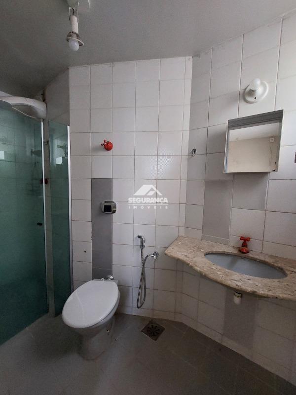 Apartamento para aluguel no Ilha dos Araújos: BANHEIRO SUÍTE