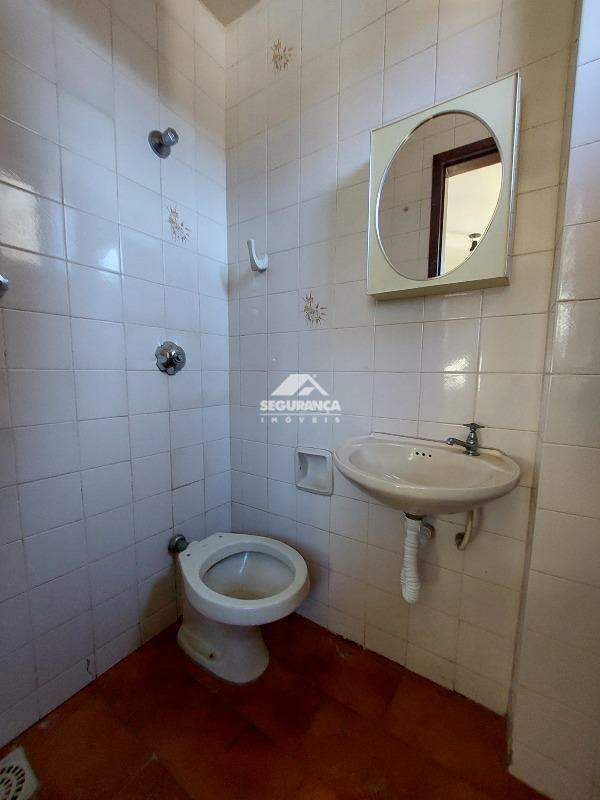 Apartamento para aluguel no Esplanada: BANHEIRO DA DCE