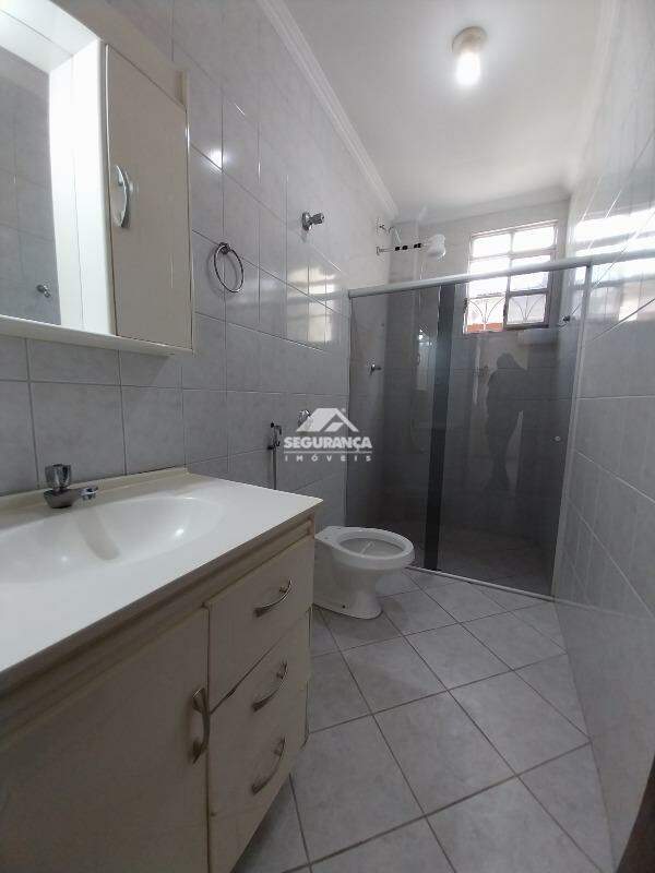 Apartamento para aluguel no VILA BRETAS: BANHEIRO SUÍTE 