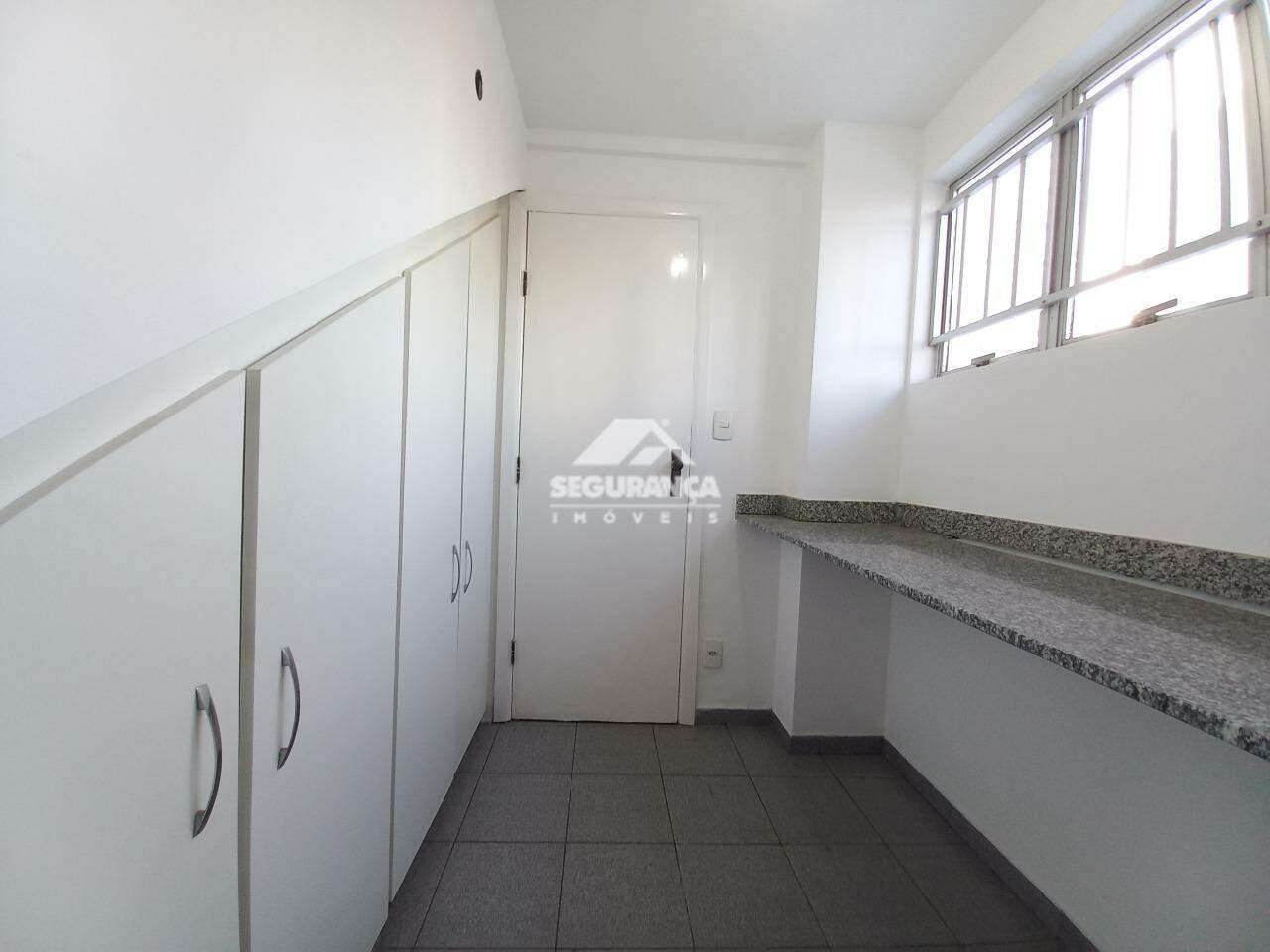 Apartamento para aluguel no Centro: QUARTO DE SERVIÇO 