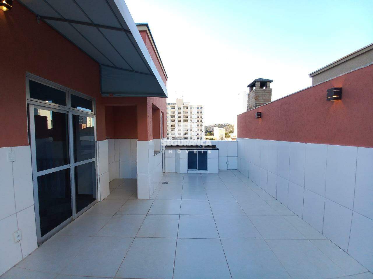 Apartamento para aluguel no Centro: ÁREA EXTERNA  