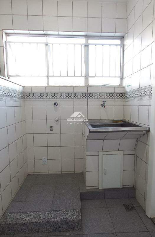 Apartamento para aluguel no Centro: ÁREA DE SERVIÇO 