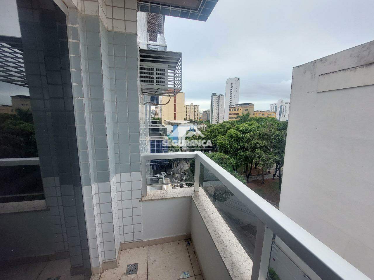 Apartamento para aluguel no Centro: SACADA SUITE