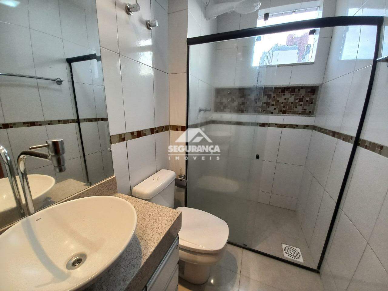 Apartamento para aluguel no Centro: BANHEIRO SOCIAL