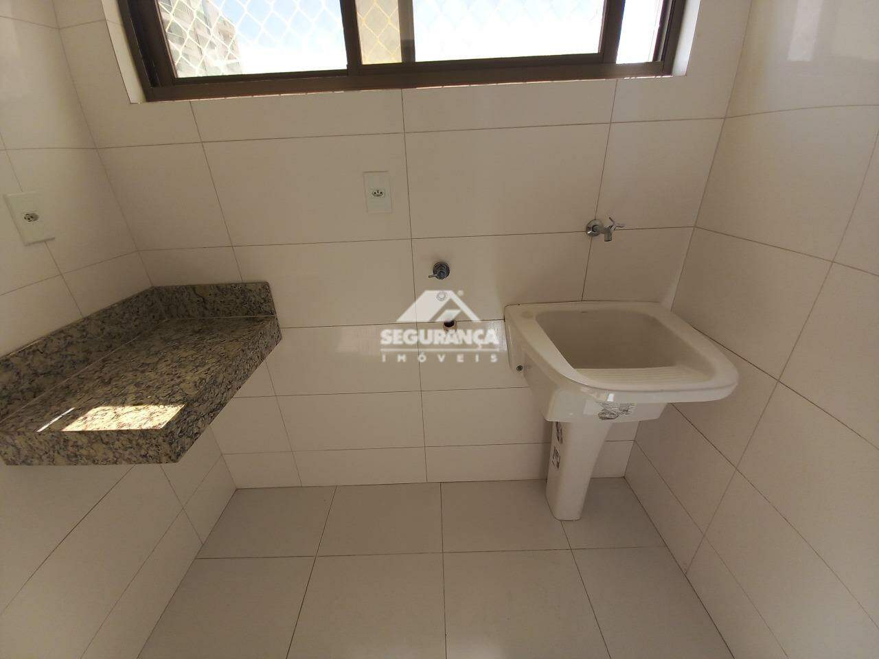 Apartamento para aluguel no Centro: AREA DE SERVIÇOS