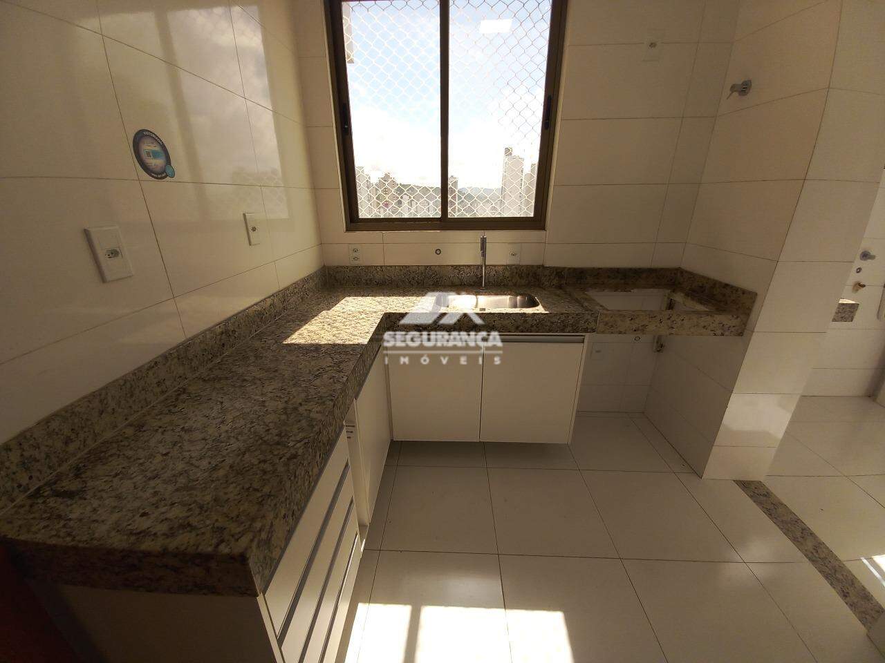 Apartamento para aluguel no Centro: COZINHA