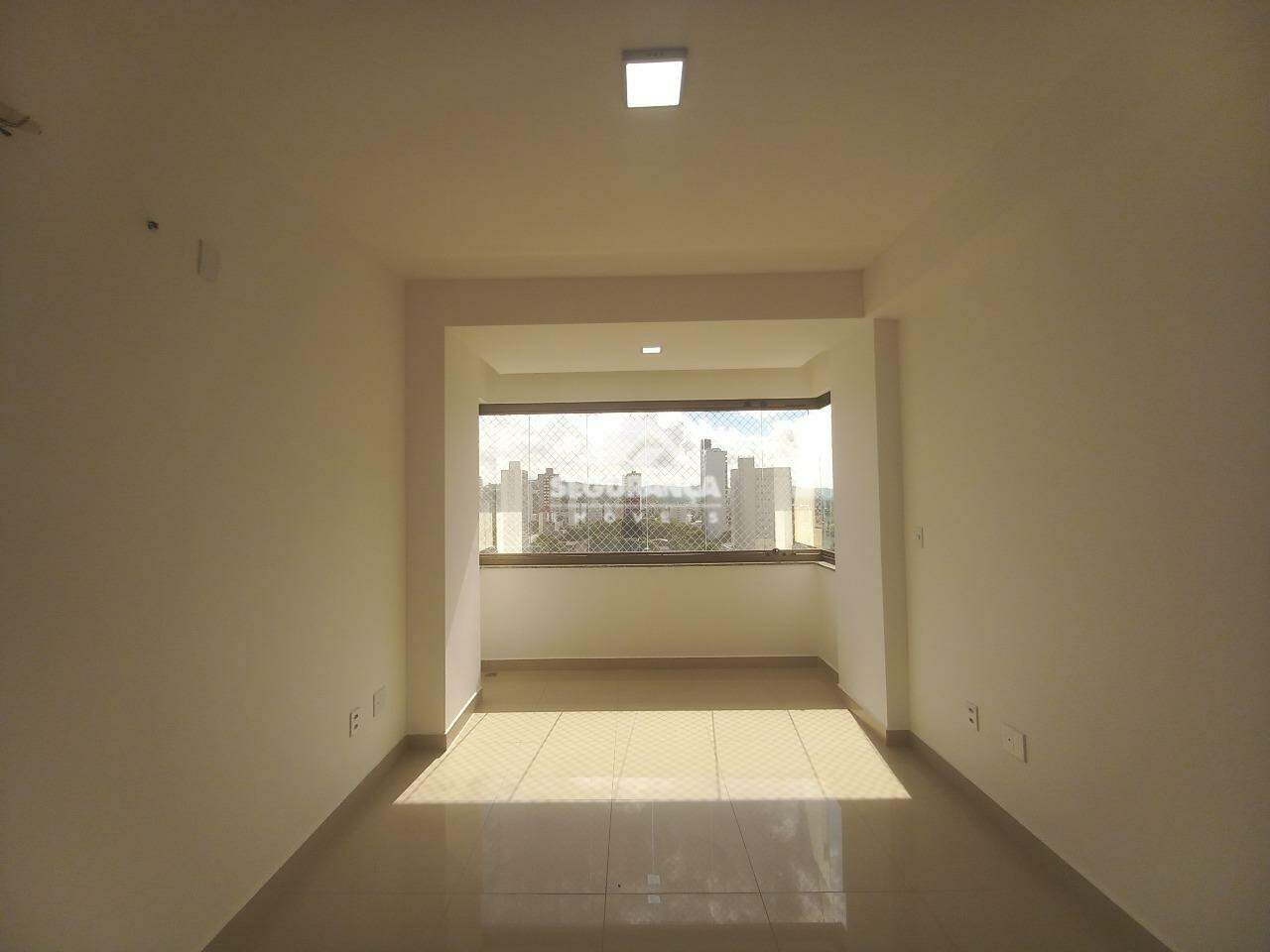 Apartamento para aluguel no Centro: SALA 