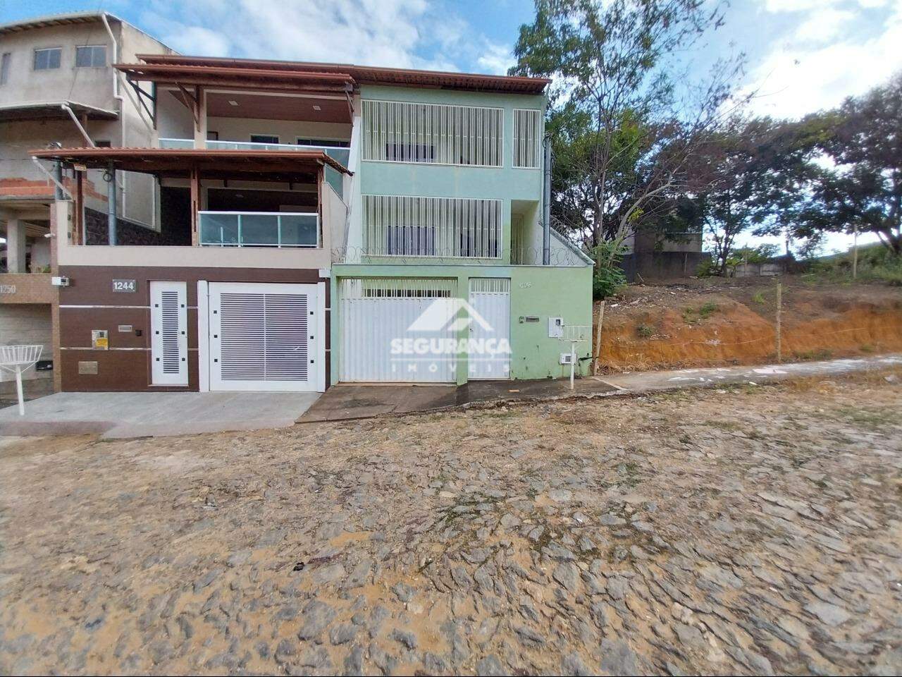 Casa para aluguel no JARDIM ALVORADA: FACHADA