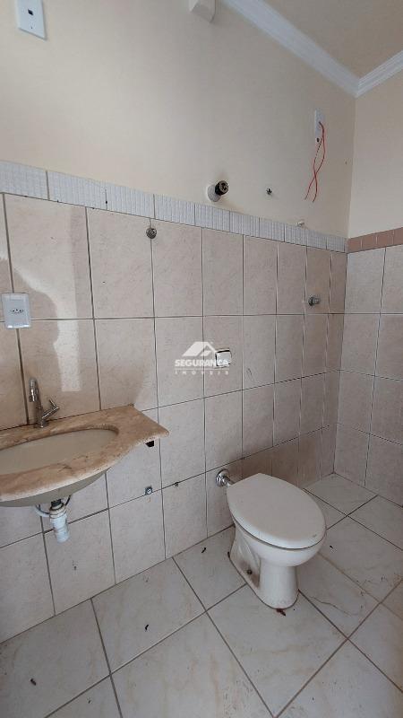 Apartamento para aluguel no São Pedro: BANHEIRO SOCIAL