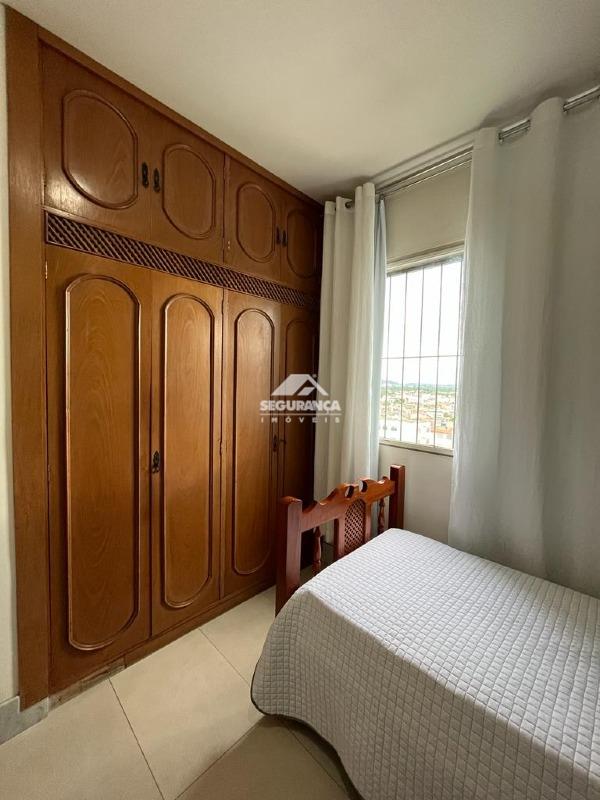 Apartamento à venda no Centro: QUARTO 1