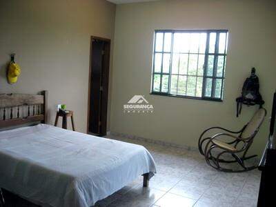 Casa à venda no Vilagge da Serra: