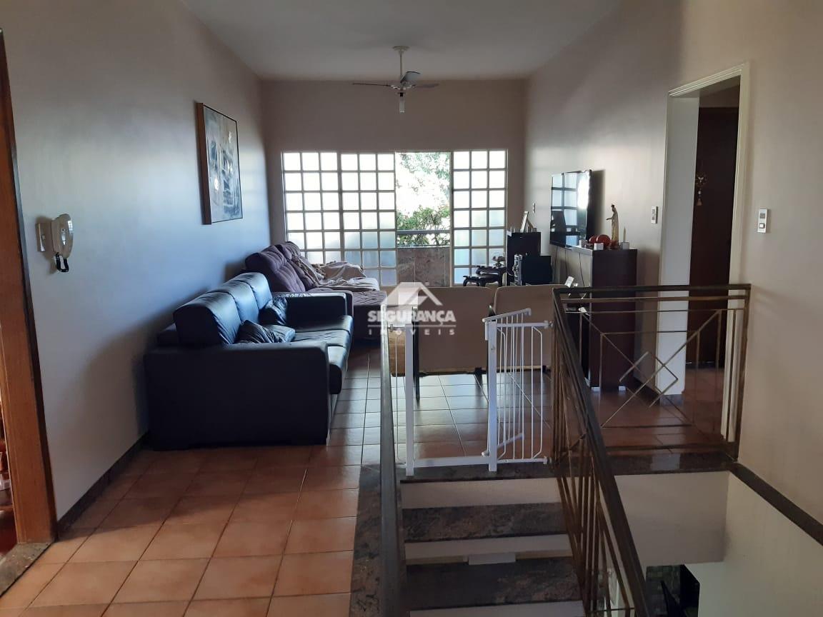 Casa à venda no São Pedro: 