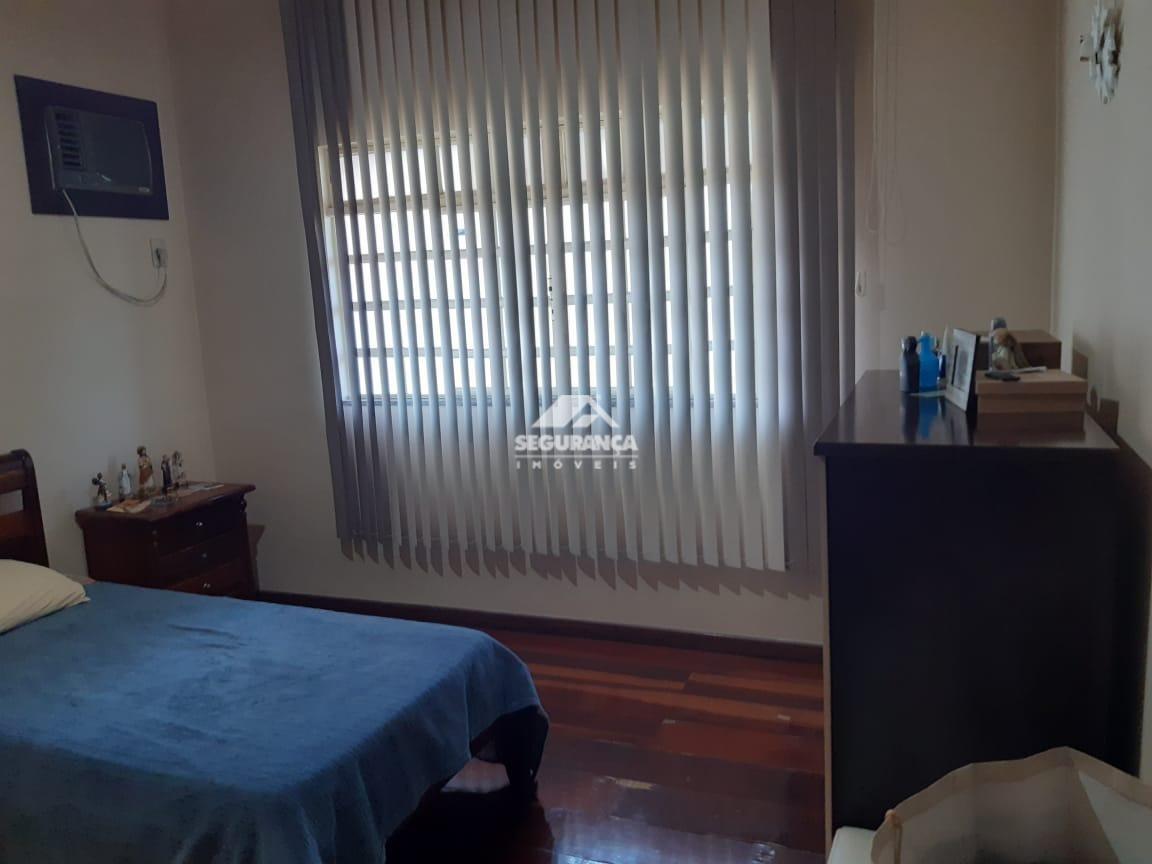 Casa à venda no São Pedro: 