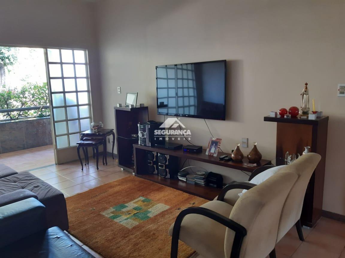 Casa à venda no São Pedro: 