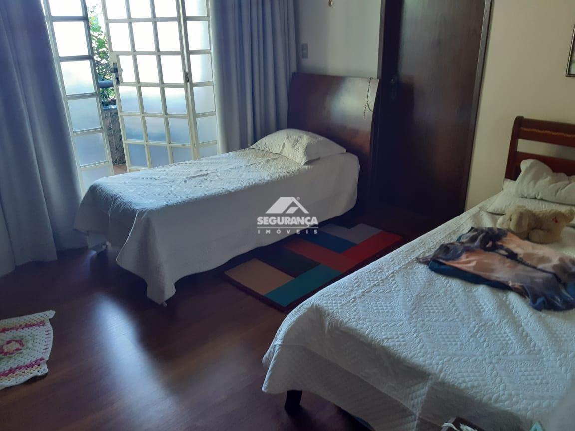 Casa à venda no São Pedro: 