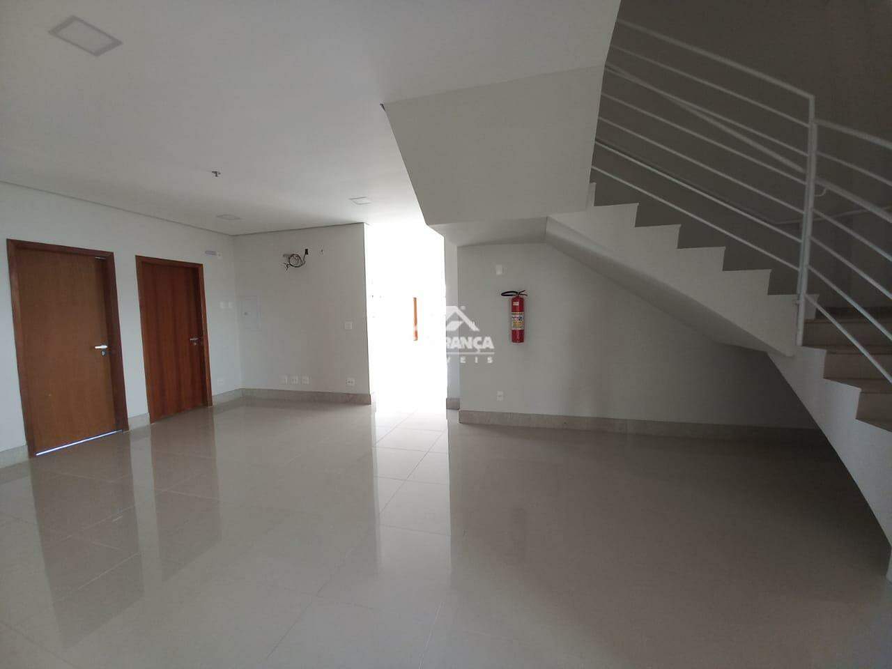 Sala à venda no Centro: