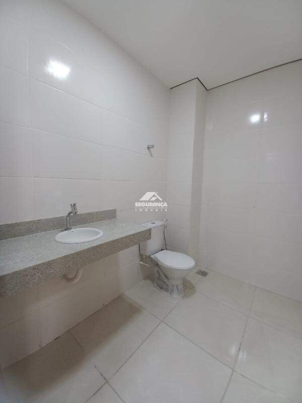 Sala à venda no Centro: