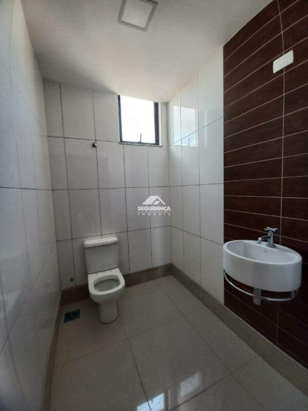 Sala à venda no Centro: