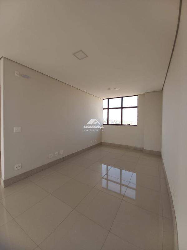 Sala à venda no Centro: PRIMEIRO PISO