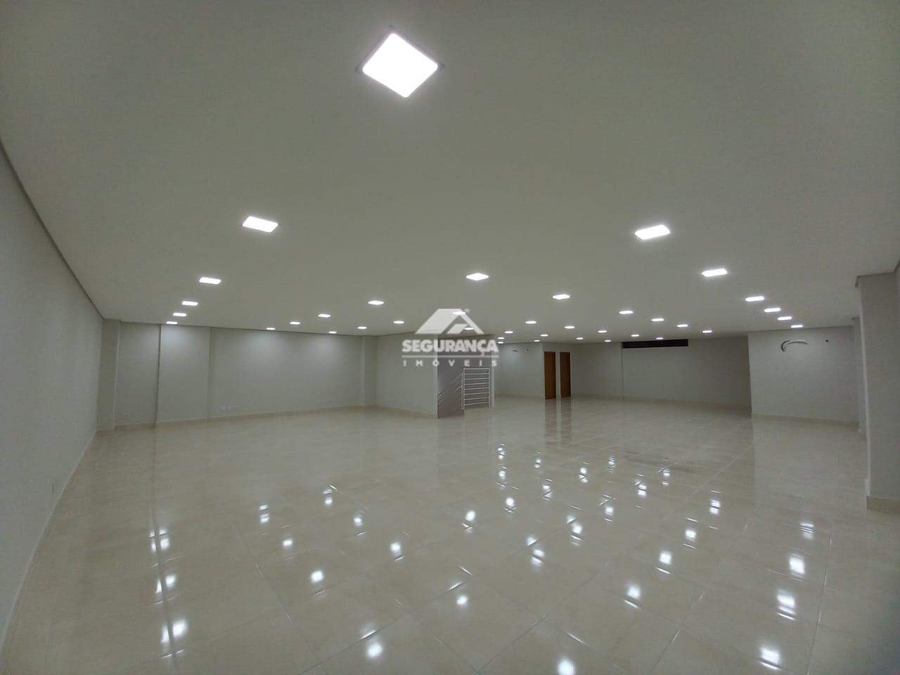 Sala à venda no Centro: SEGUNDO PISO