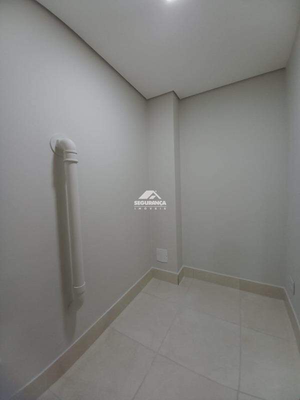 Sala à venda no Centro: SEGUNDO PISO