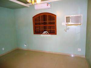 Casa à venda no Elvamar: 