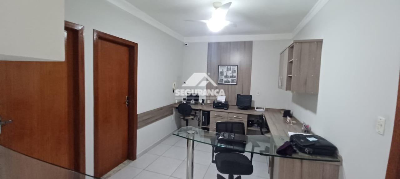 Casa à venda no SANTO AGOSTINHO: 