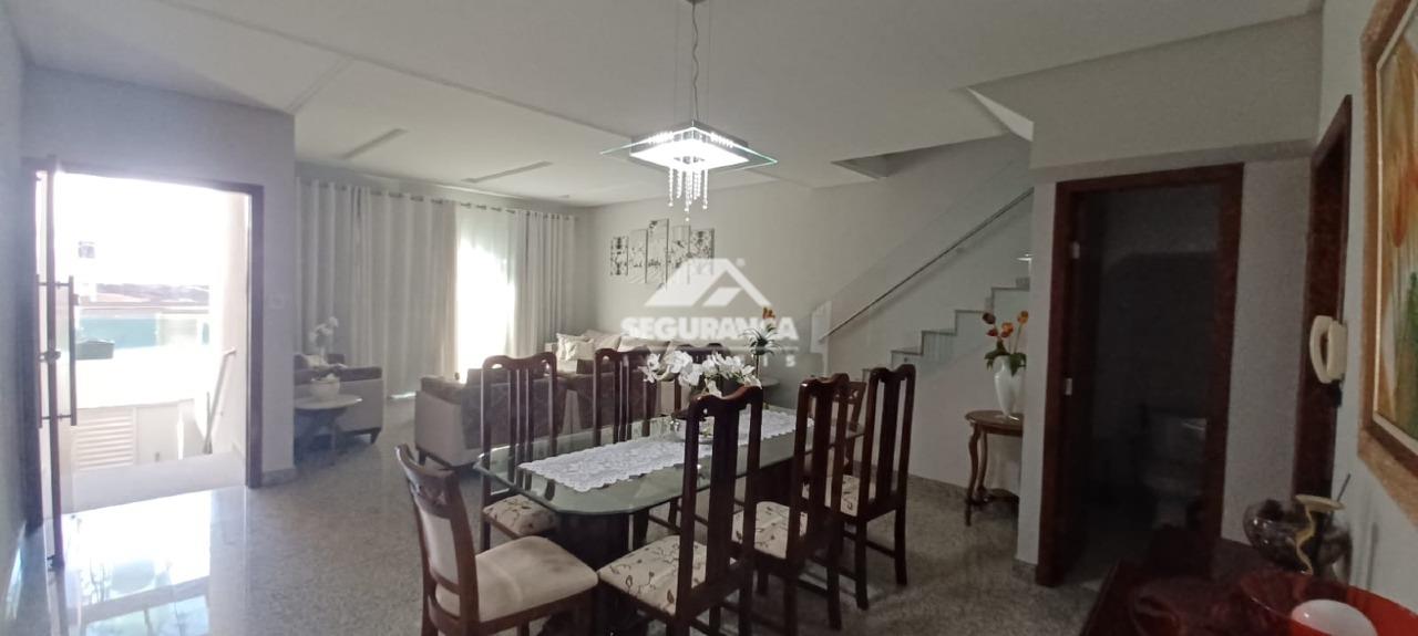 Casa à venda no SANTO AGOSTINHO: 