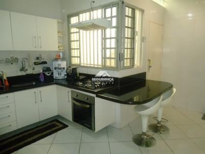 Casa à venda no GRA DUQUESA: 