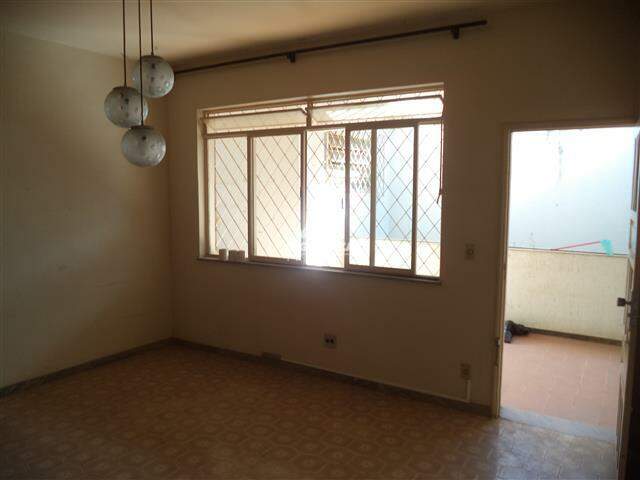 Casa à venda no Centro: 