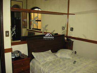 Casa à venda no GRA DUQUESA: 