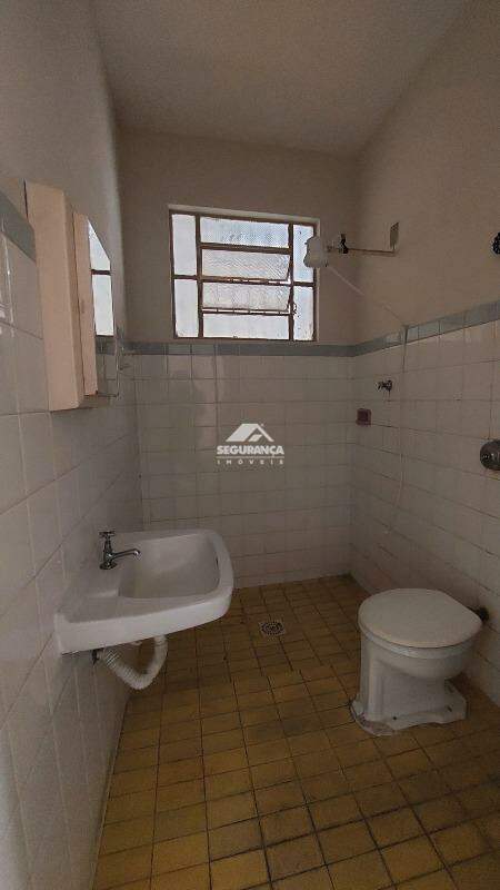 Apartamento para aluguel no Centro: BANHEIRO SUÍTE
