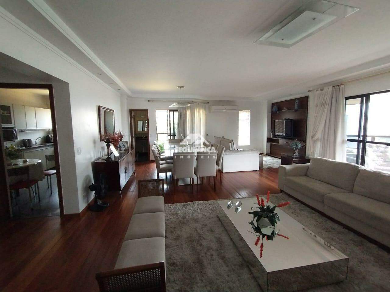 Apartamento à venda no Centro: 