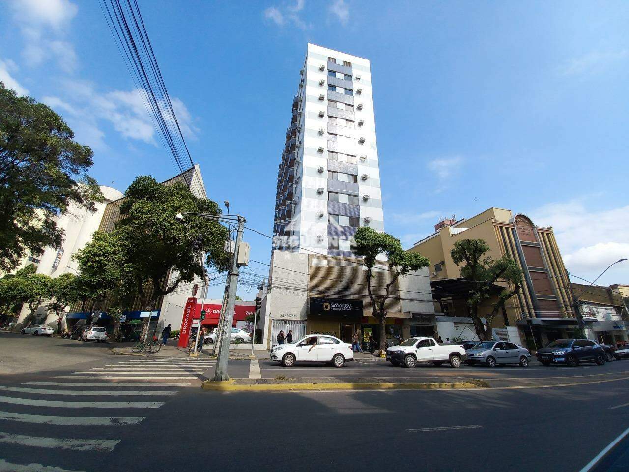 Apartamento para aluguel no Centro: FACHADA