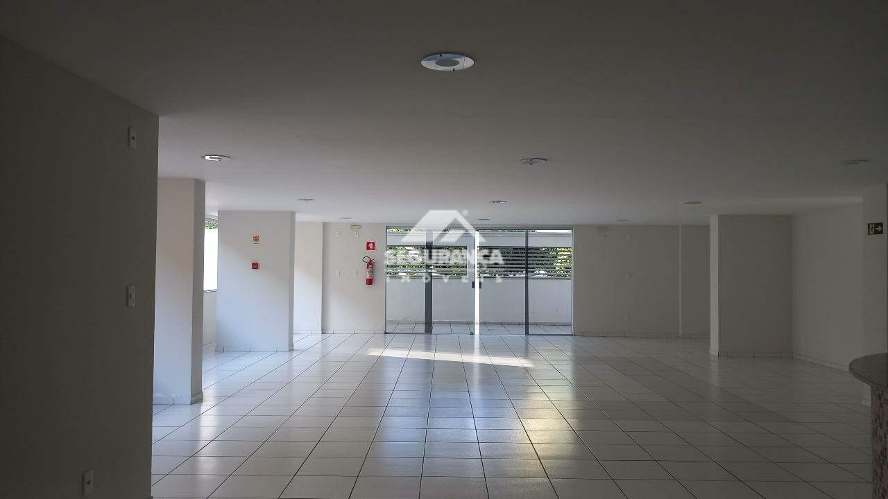 Apartamento para aluguel no Centro: SALÃO CONDOMINIO