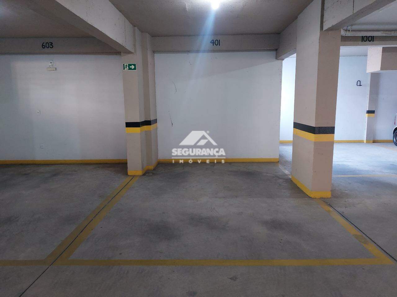 Apartamento para aluguel no Centro: GARAGEM