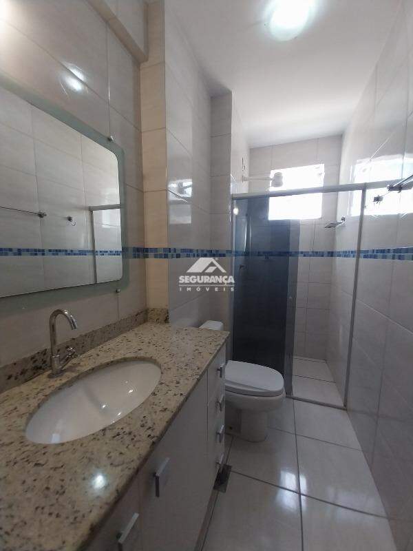 Apartamento para aluguel no Centro: BANHEIRO SOCIAL