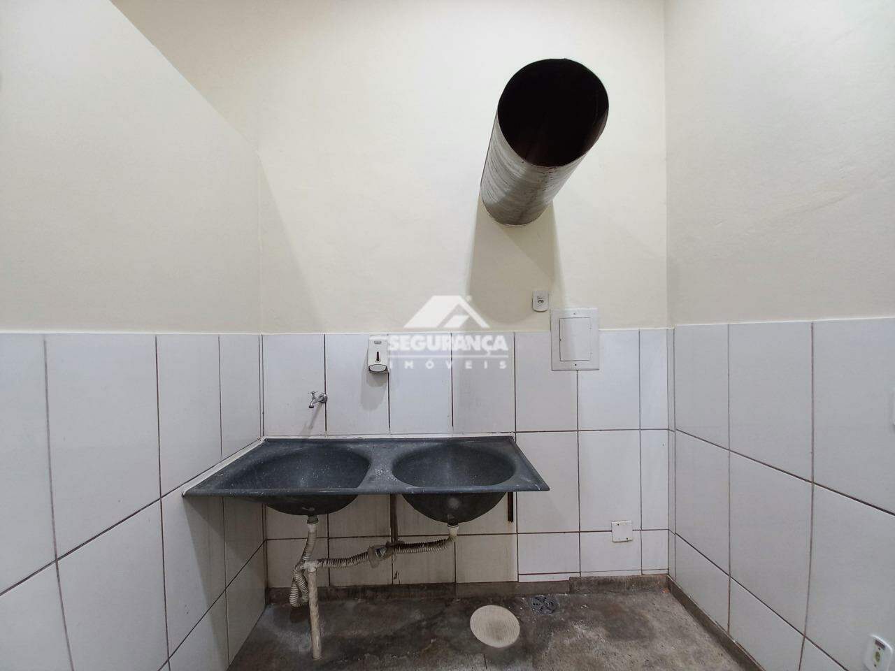 Loja para aluguel no São Pedro: COZINHA