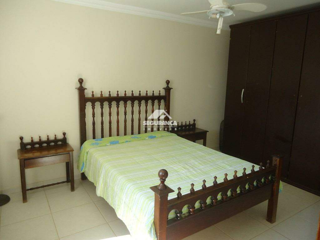 Casa para aluguel no Ilha dos Araújos: SUITE 1