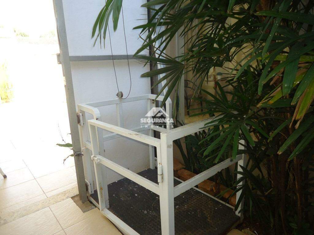 Casa para aluguel no Ilha dos Araújos: ELEVADOR