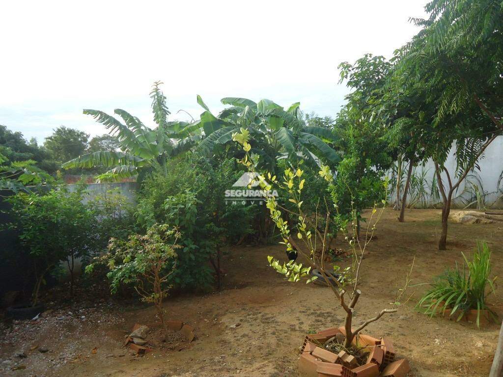 Casa para aluguel no Mirante da Rocha: QUINTAL