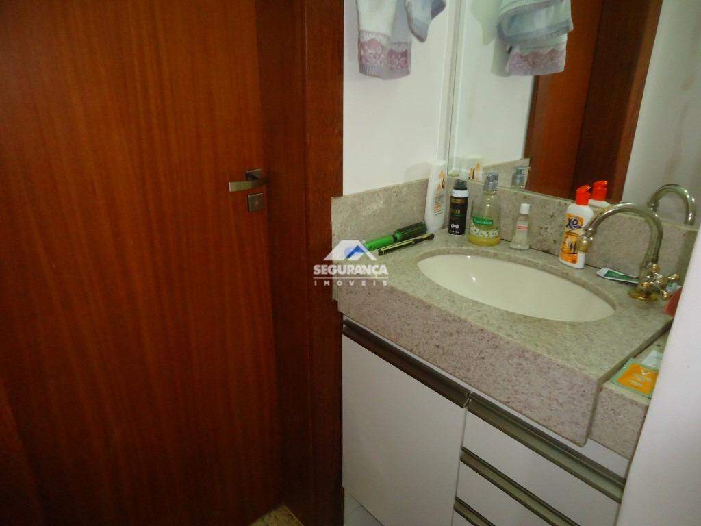 Casa para aluguel no Mirante da Rocha: LAVABO