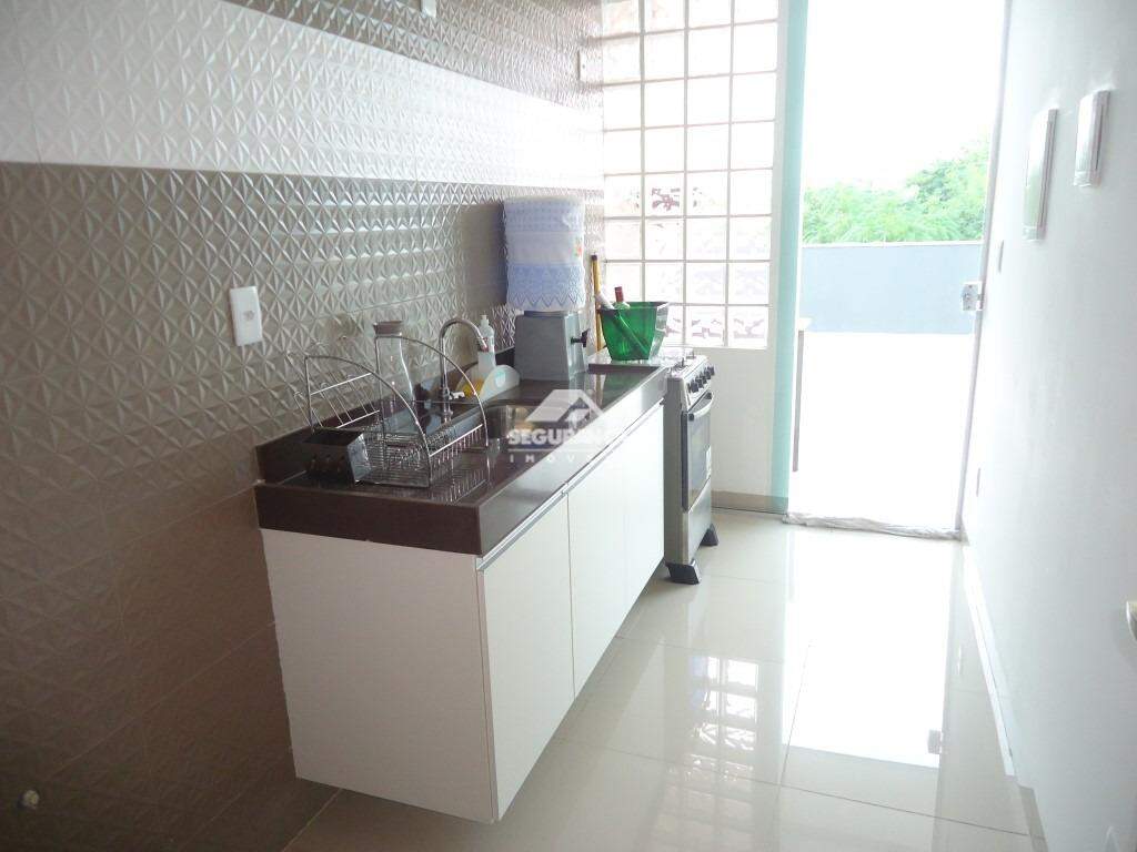 Casa para aluguel no Mirante da Rocha: COZINHA 2º PAVIMENTO