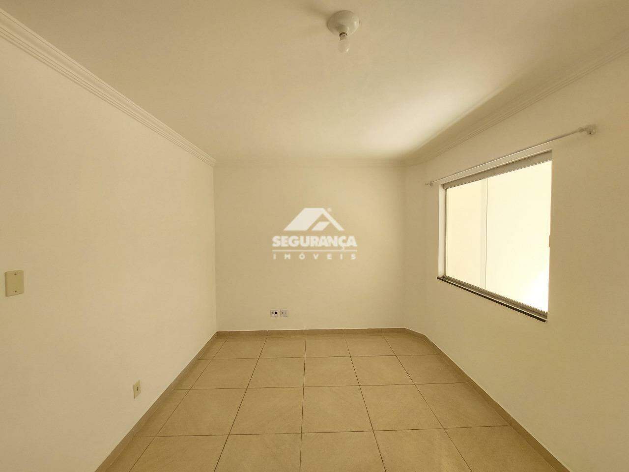 Casa para aluguel no CASTANHEIRAS II: SALA
