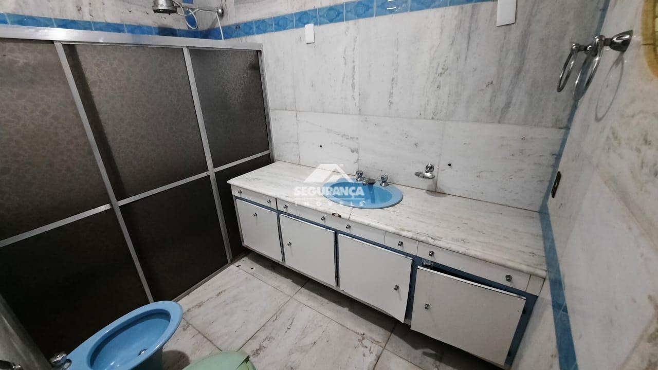 Casa à venda no Centro: 