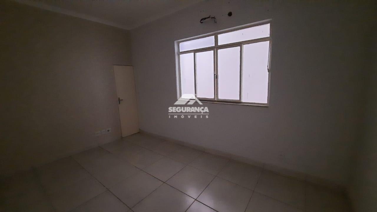 Casa à venda no Centro: 