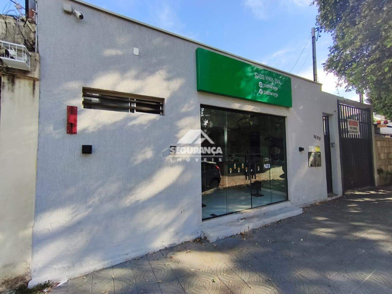 Casa à venda no Centro: 